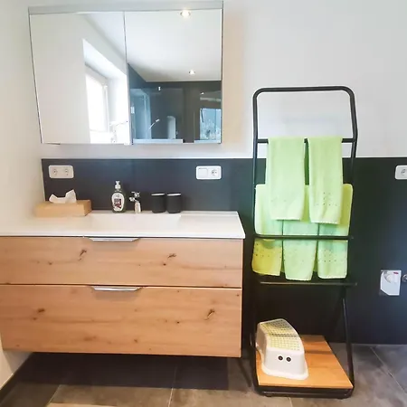 アパート Haider *